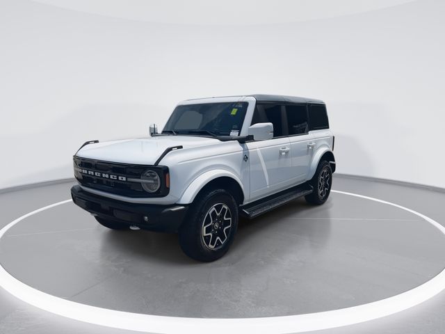 Used 2025 White Ford Outer Banks image 4