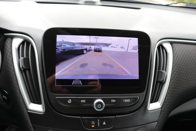 2023 Chevrolet Malibu LT photo