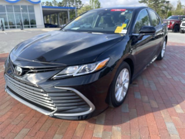 Black 2024 Toyota Camry LE FWD Sedan Front-Wheel Drive Automatic