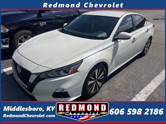 2022 Nissan Altima 2.5 SV FWD