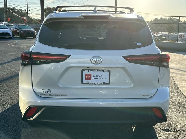 2020 Toyota Highlander XLE 30