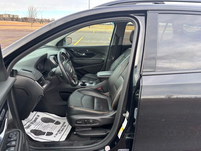 2023 GMC Terrain AWD AT4