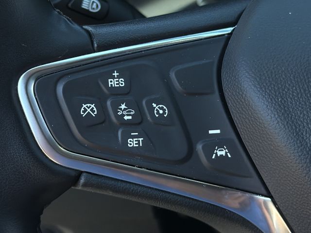 Used 2024 Gray Chevrolet LT image 27
