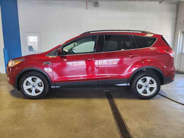 Ruby Red Metallic 2016 Ford Escape SE FWD SUV / Crossover Front-Wheel Drive 6-Speed Automatic