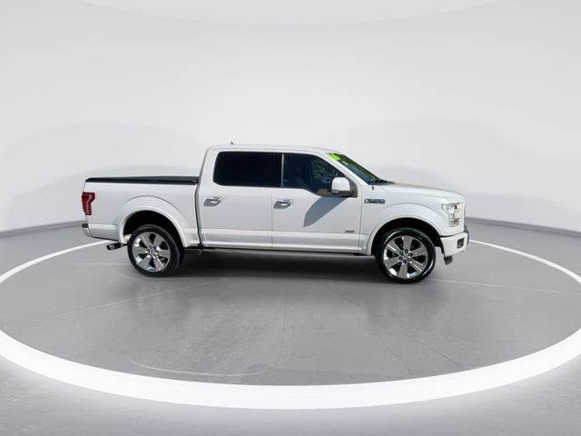 Used 2016 White Ford Limited image 9
