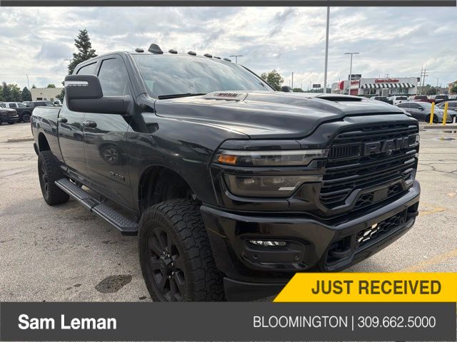 Diamond Black Crystal Pearlcoat 2025 RAM 2500 Pickup Truck Four-Wheel Drive 8-Speed Automatic