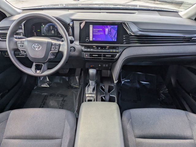 2025 Toyota Camry LE - Photo 12