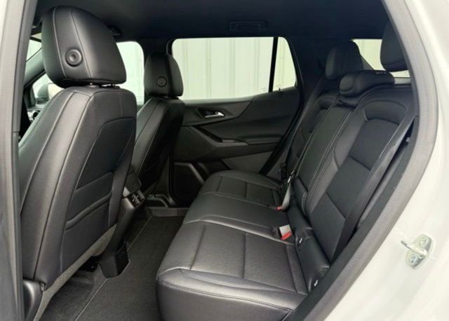 new 2026 Chevrolet Equinox car, priced at $33,790
