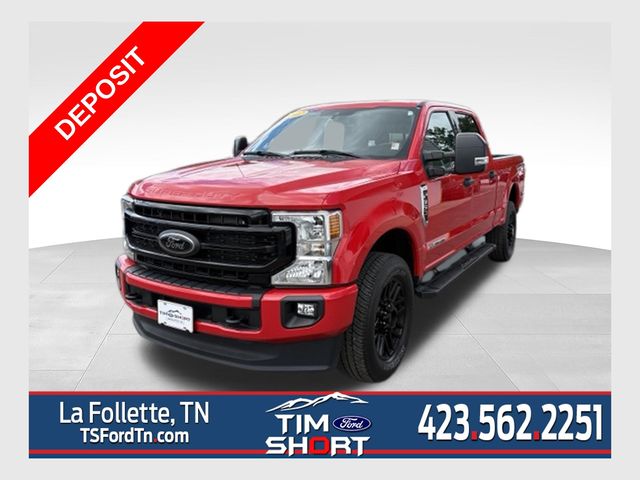 Race Red 2022 Ford F-350 Super Duty Pickup Truck Four-Wheel Drive Automatic