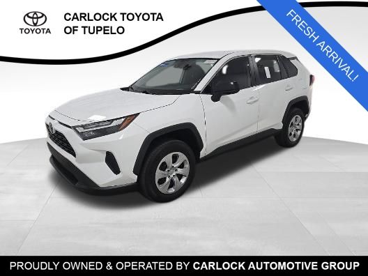White (Wind Chill Pearl) 2024 Toyota RAV4 LE FWD SUV / Crossover Front-Wheel Drive 8-Speed Automatic