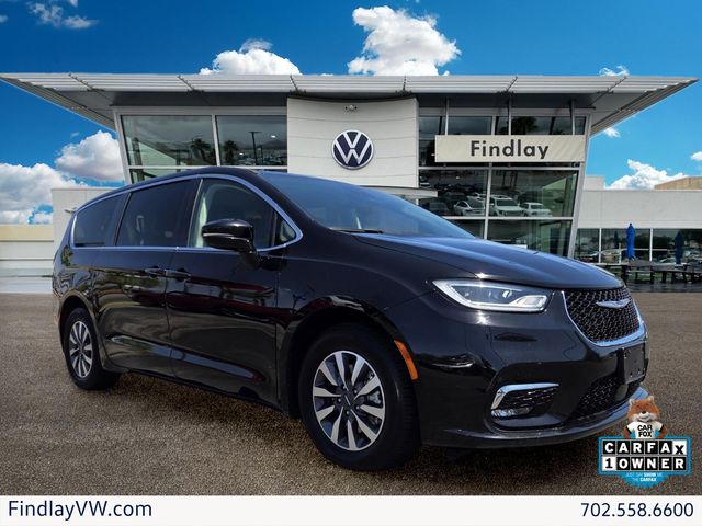  2024 Chrysler Pacifica Hybrid Select FWD   