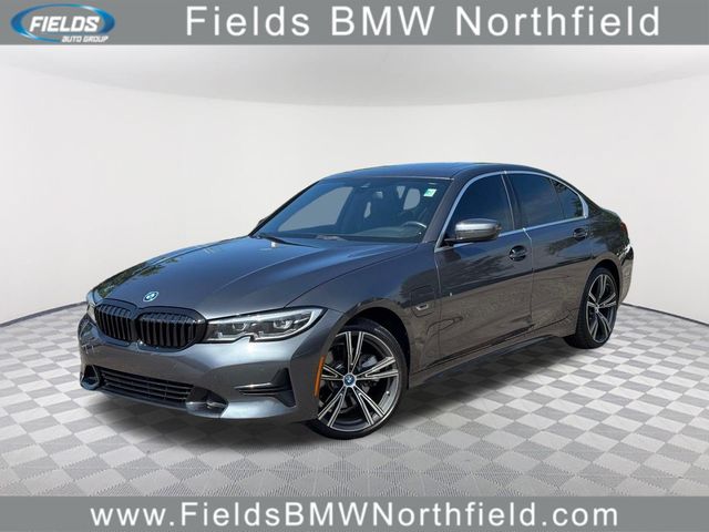 Gray (Mineral Grey Metallic) 2022 BMW 3 Series Sedan Rear-Wheel Drive 8-Speed Automatic