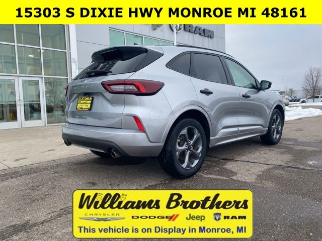 2024 Ford Escape ST-Line - Silver Metallic exterior view 5