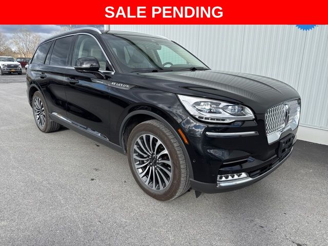 Black Metallic 2023 Lincoln Aviator Reserve AWD SUV / Crossover All-Wheel Drive Automatic
