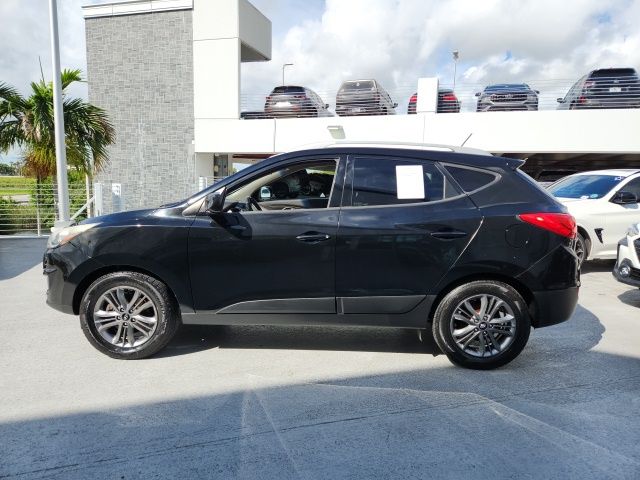 2015 Hyundai Tucson SE 13