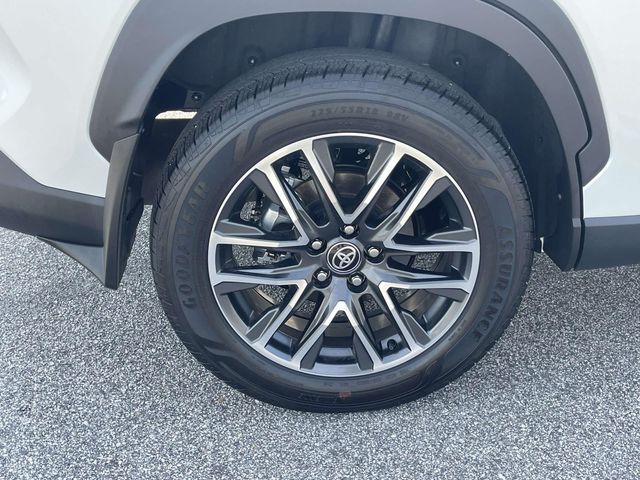 Used 2026 Beige Toyota XLE image 7