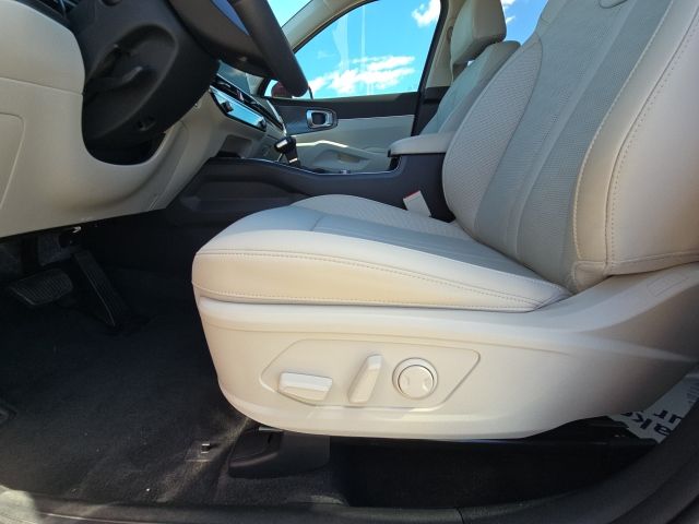 2025 Kia Sorento EX:168648A