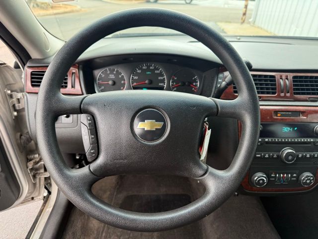 used 2006 Chevrolet Impala car, priced at $6,288