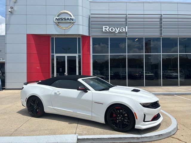 Summit White 2023 Chevrolet Camaro Convertible Rear-Wheel Drive Automatic