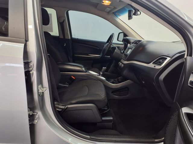 2019 Dodge Journey SE Silver at North Houston Mitsubishi