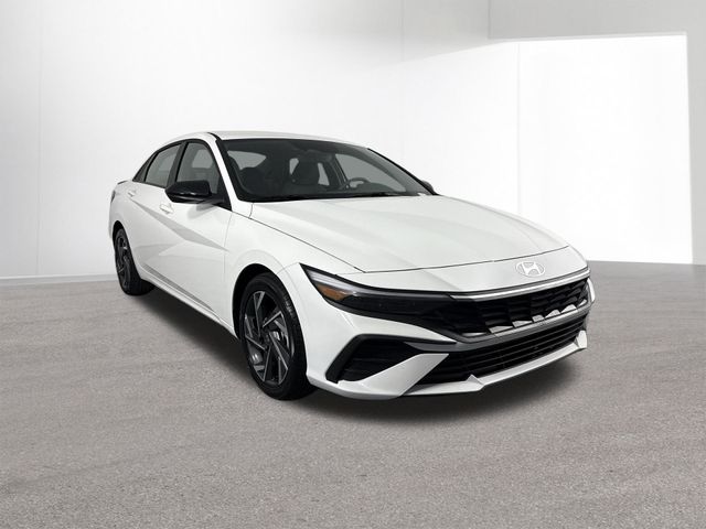 Used 2025 Hyundai Elantra For Sale in Indianapolis, IN