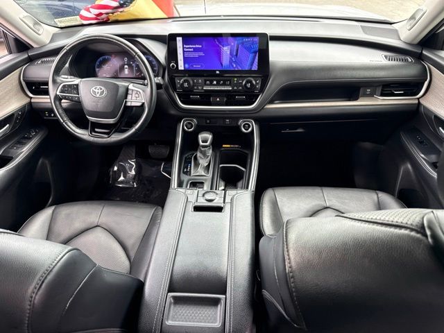 2024 Toyota Grand Highlander Limited - Photo 22