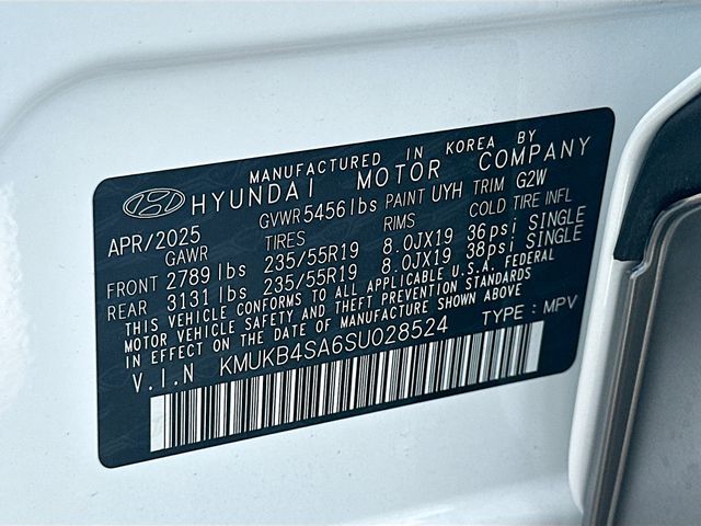2025 Genesis GV60 Standard 24