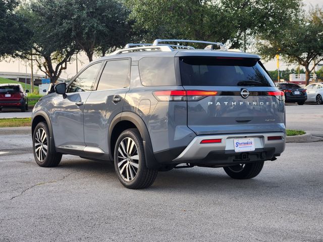 2025 Nissan Pathfinder Platinum photo 2