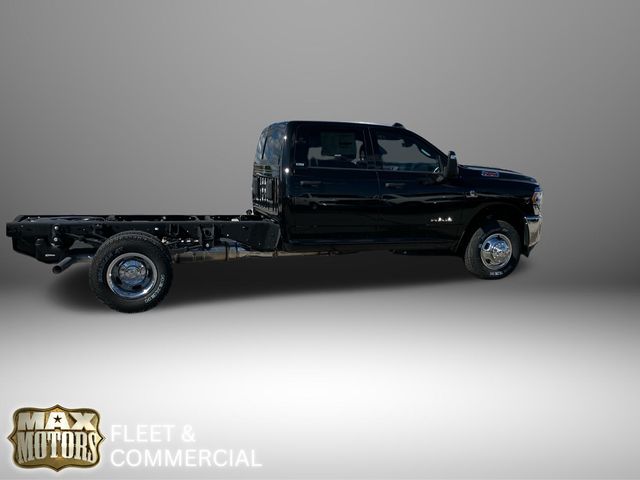 2023 Ram 3500 SLT 9