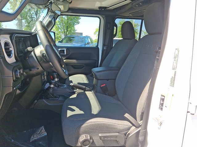 Used 2024 Jeep Wrangler SUV