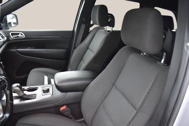 Used Car 2020 Jeep Grand Cherokee  Laredo E For Sale Under $20,000 In Austin, Texas