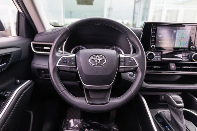Used 2022 Toyota Highlander SUV