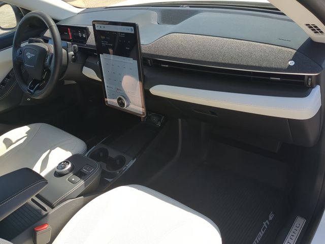 Used 2023 White Ford Premium image 51
