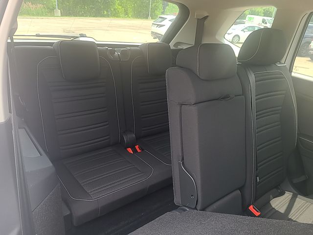 Used 2024 Volkswagen Tiguan SUV