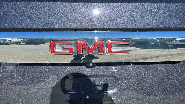 2024 GMC Yukon SLE 15