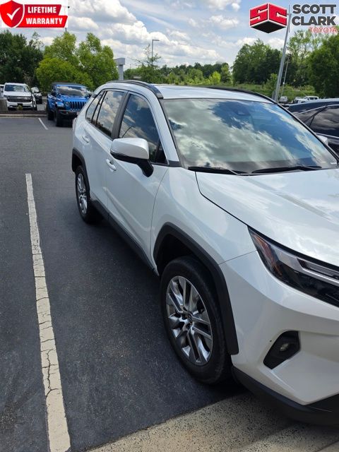 2023 Toyota RAV4 XLE Premium