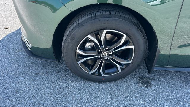 New 2026 Toyota Sienna Van