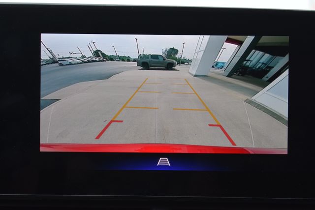 2024 Chevrolet Trax LT - Photo 28