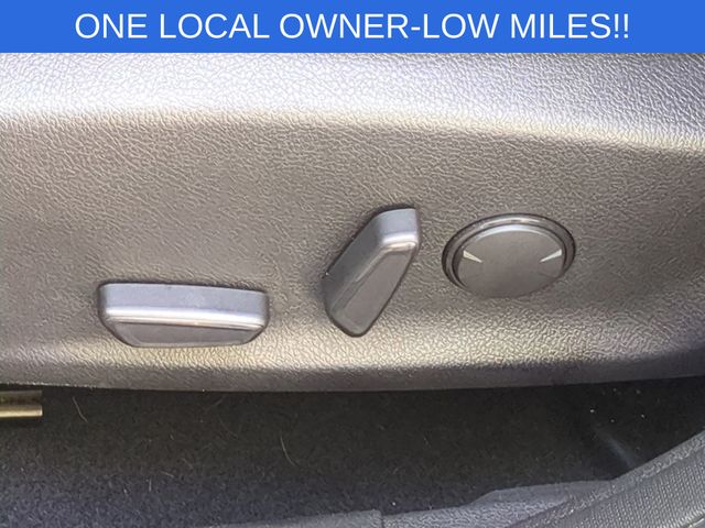 Used 2016 Black Ford SE image 17