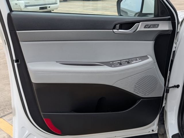 Used 2020 White Hyundai SEL image 10