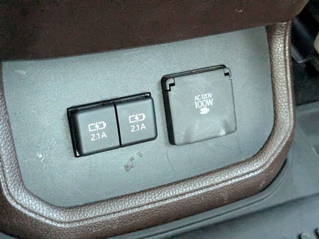 Used 2020 Toyota Highlander SUV
