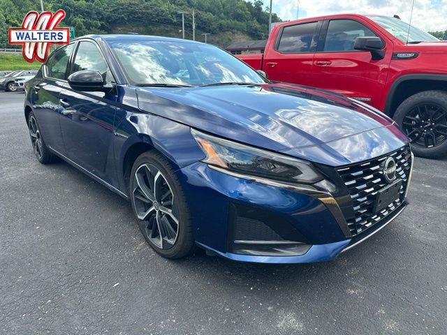 Deep Blue Pearl 2024 Nissan Altima Sedan Front-Wheel Drive Continuously Variable Transmission