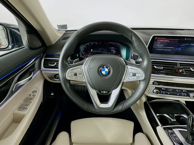 2022 BMW 7 Series 750i xDrive 11