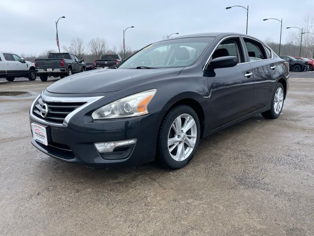 Storm Blue Metallic 2014 Nissan Altima 2.5 SV Sedan Front-Wheel Drive Continuously Variable Transmission