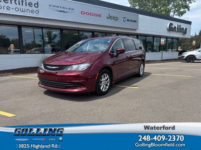 2017 Chrysler Pacifica Touring FWD