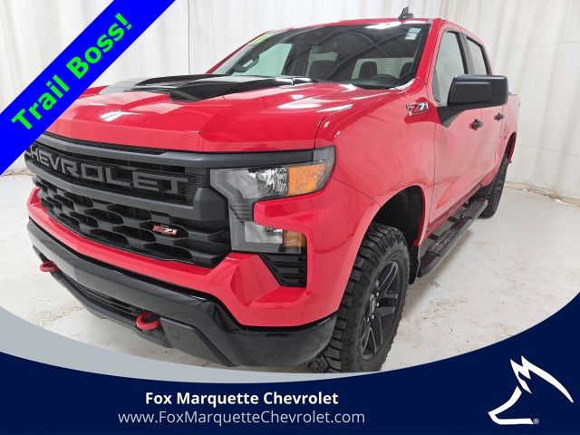 2022 Chevrolet Silverado 1500 Custom Trail Boss Crew Cab 4WD