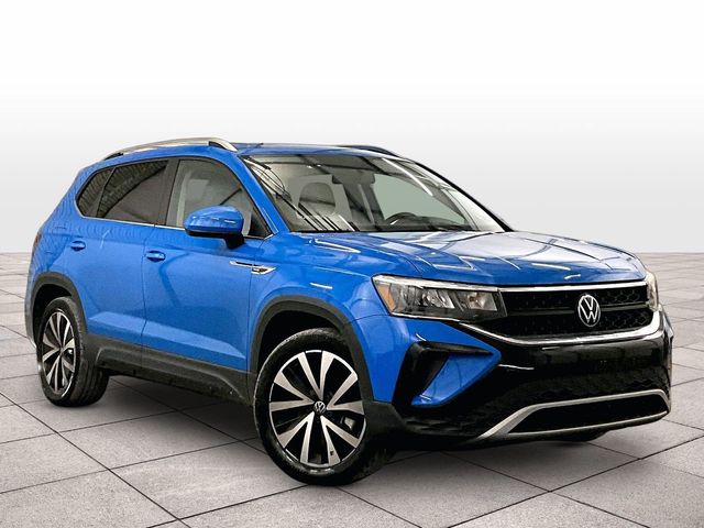 2022 Volkswagen Taos 1.5T SE  at Subaru and VW of Moon Township