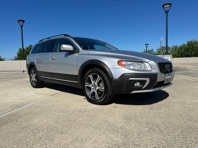 Bright Silver Metallic 2015 Volvo XC70 Wagon All-Wheel Drive 6-Speed Automatic