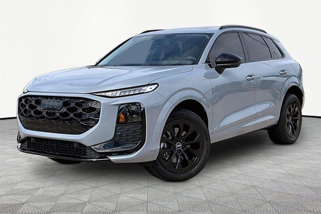 Arrow Gray Pearl Effect 2026 Audi Q3 SUV / Crossover All-Wheel Drive 7-Speed Automatic