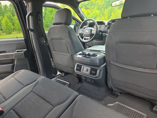 Used 2024 Agate Black Metallic Ford XLT image 12